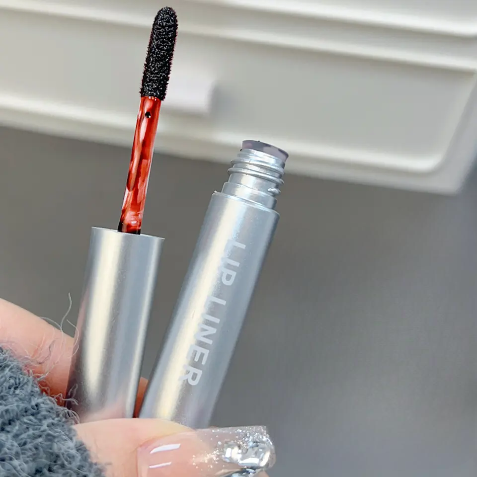 FeatherLock Lip Liner